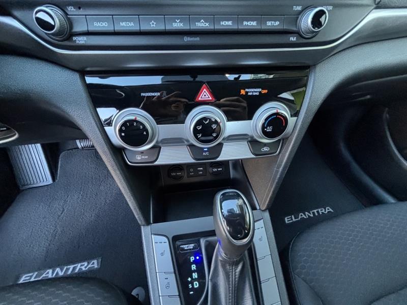 hyundai Elantra 2020 - 13