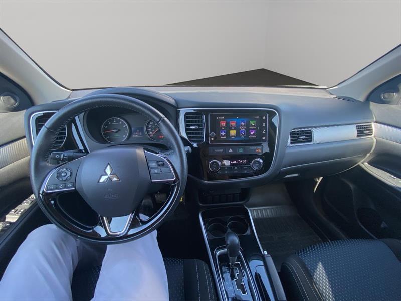 mitsubishi Outlander 2018 - 13