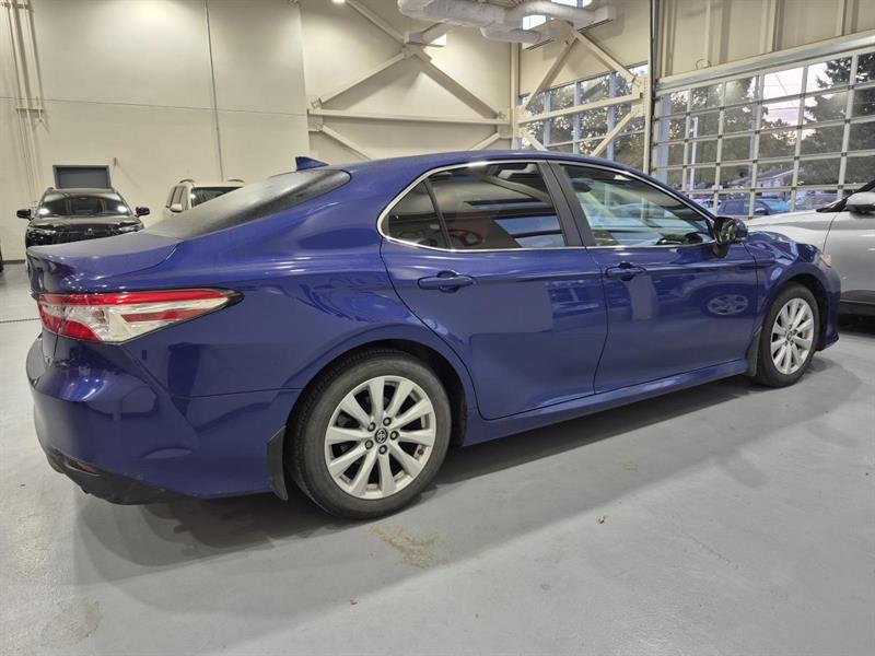 toyota Camry 2018 - 3
