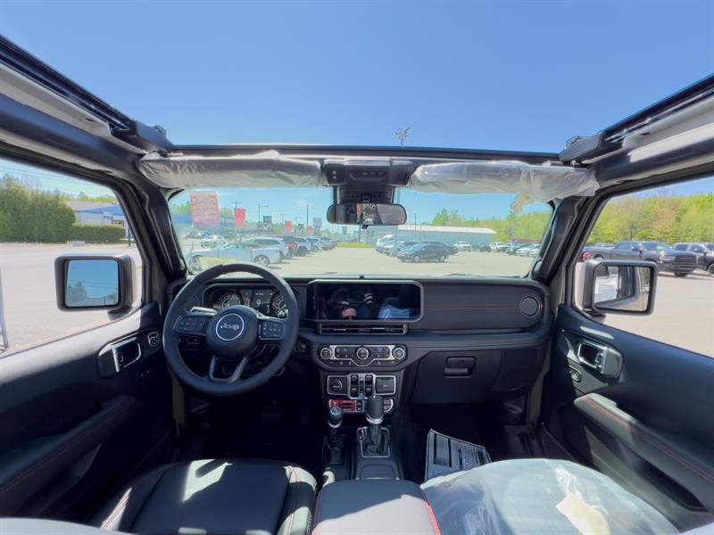 jeep Wrangler 2025 - 14