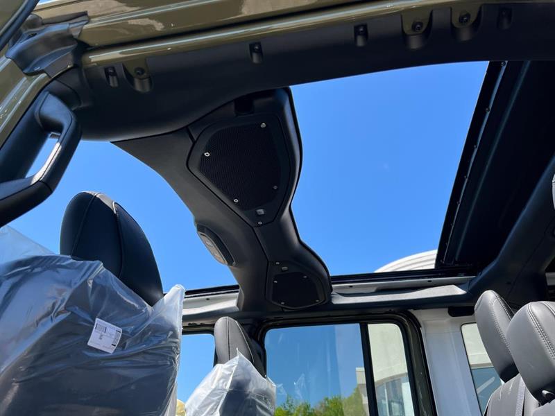 jeep Wrangler 2025 - 18