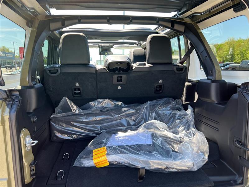 jeep Wrangler 2025 - 19