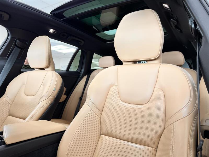 volvo V60 2021 - 17