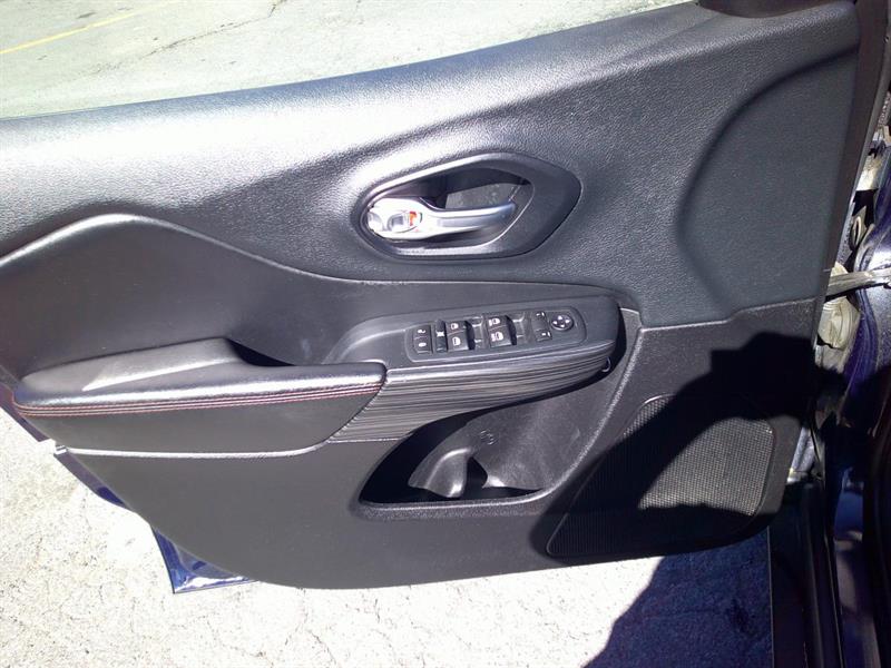 jeep Cherokee 2015 - 9