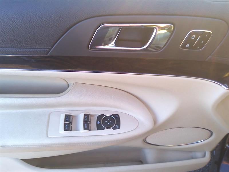 lincoln MKT 2013 - 12