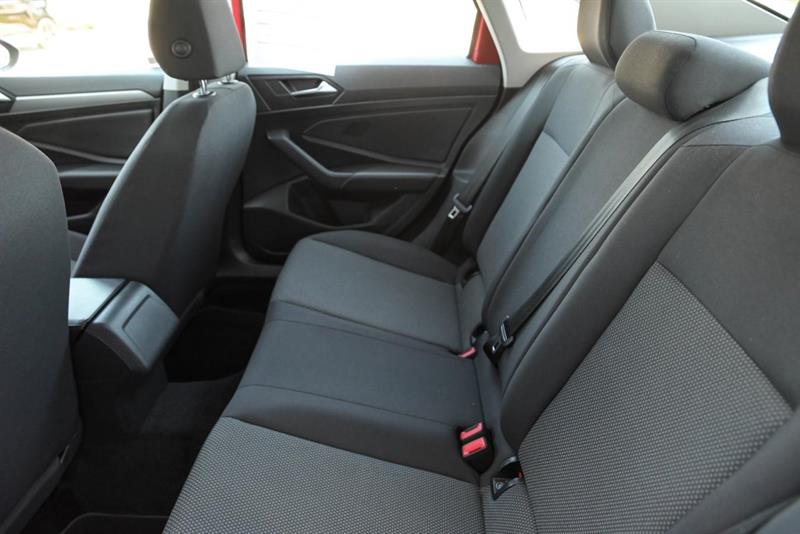 volkswagen Jetta 2019 - 18