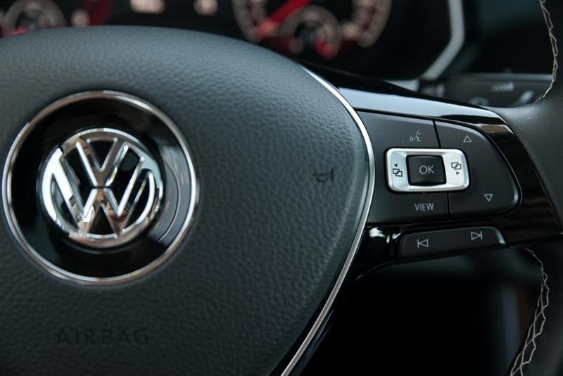 volkswagen Jetta 2021 - 13