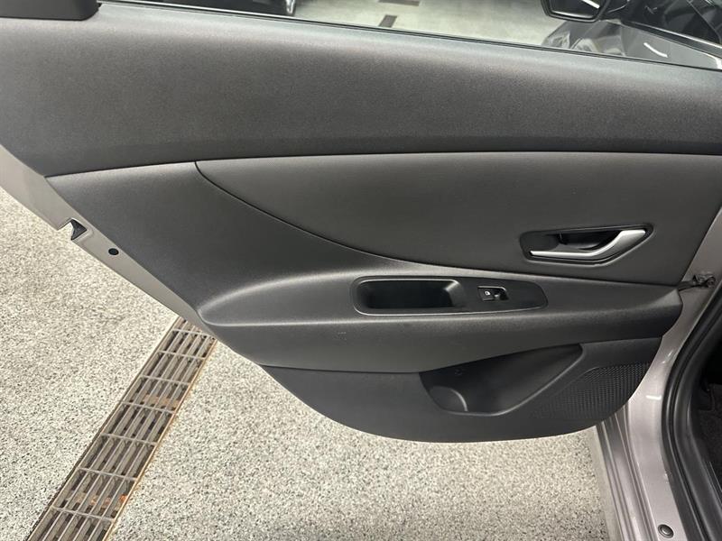 hyundai Elantra 2023 - 18