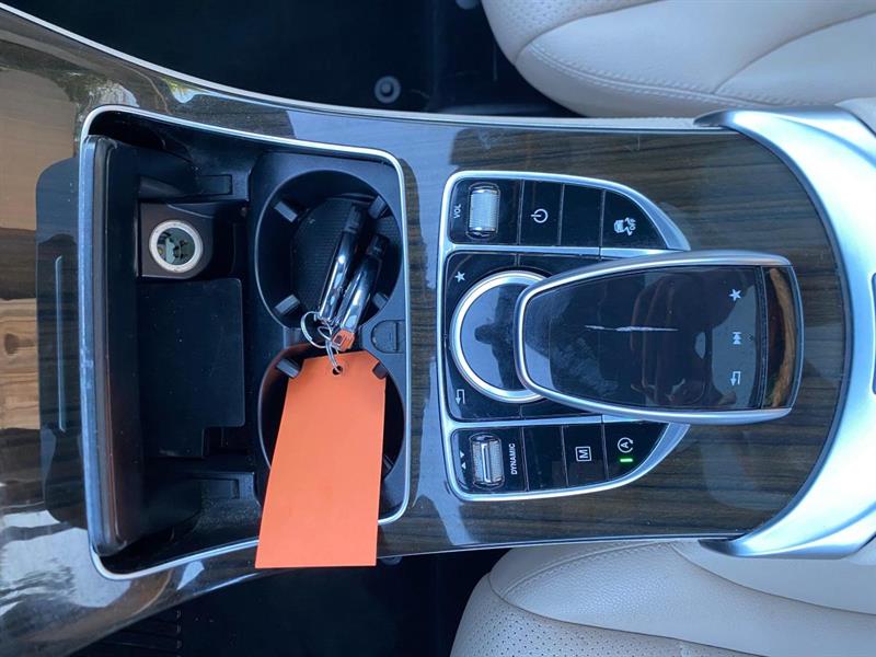 mercedes-benz GLC 2018 - 15