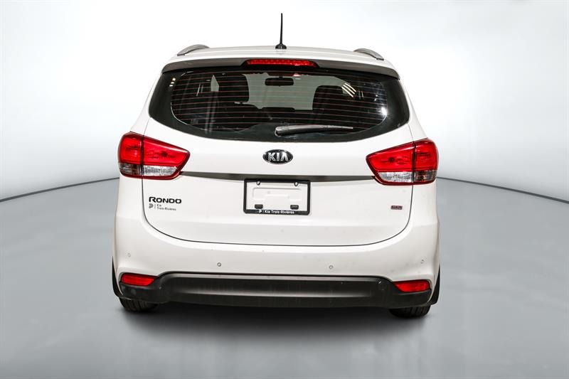kia Rondo 2016 - 4