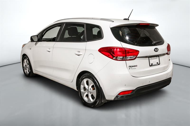 kia Rondo 2016 - 5