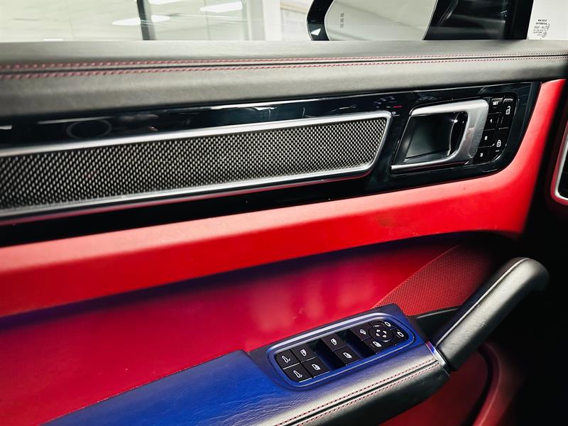 porsche Cayenne 2019 - 21