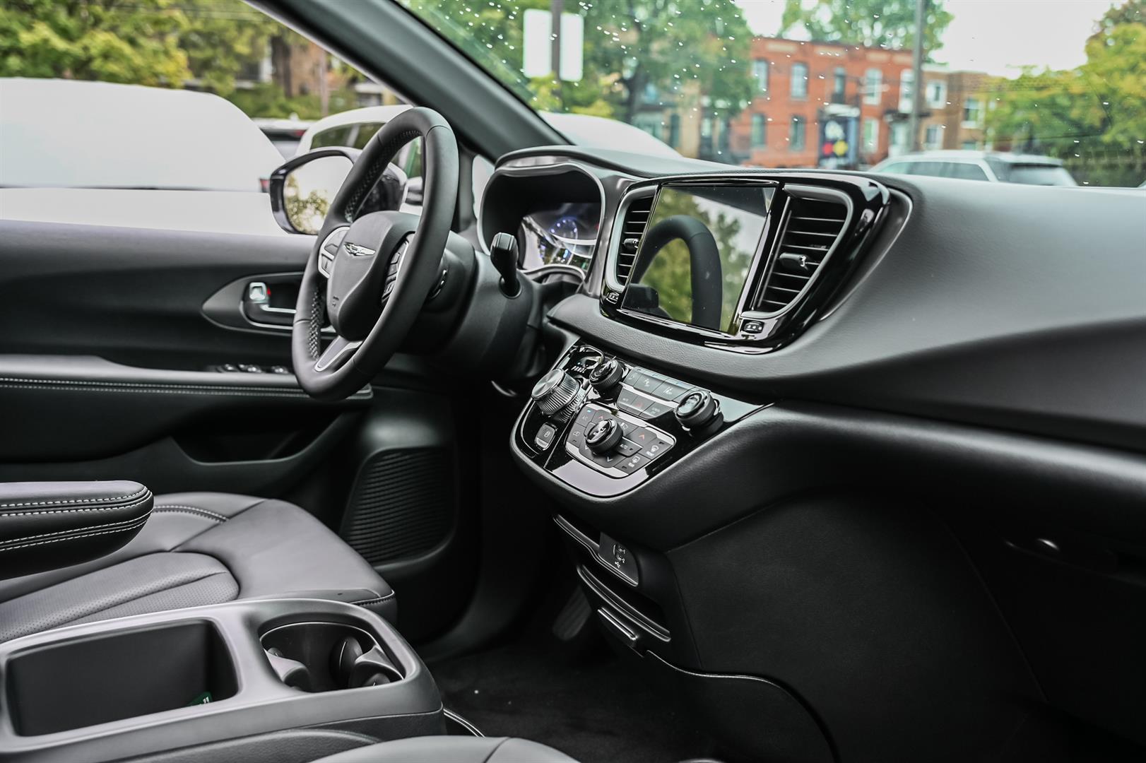 chrysler Grand Caravan 2026 - 24