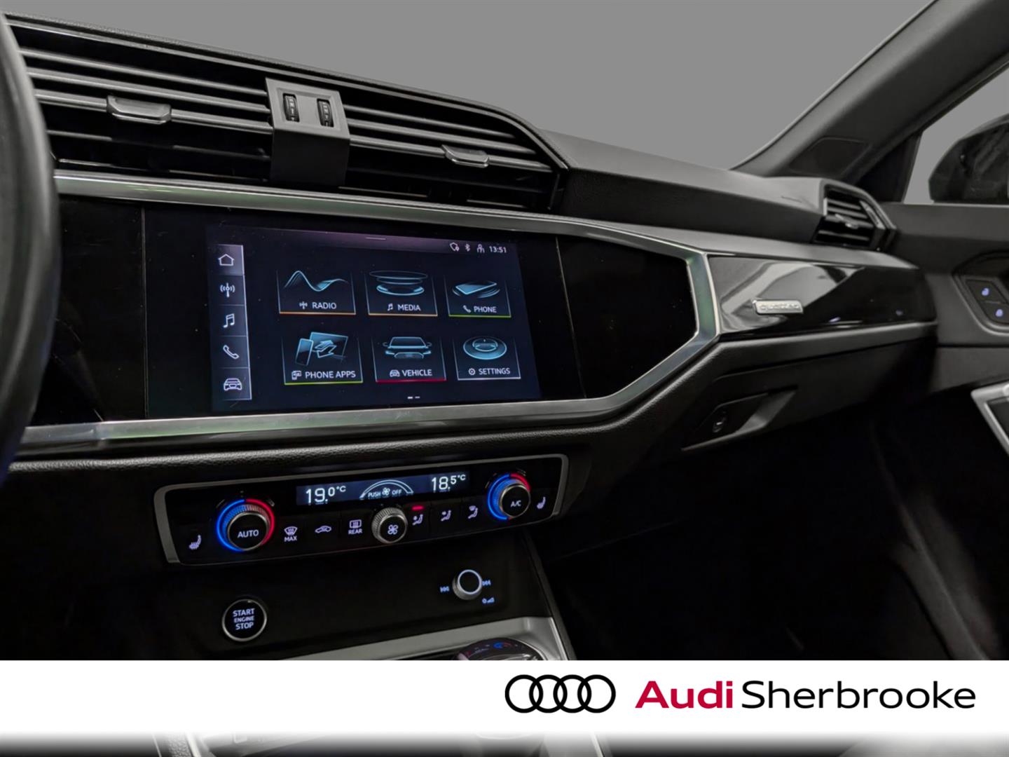 audi Q3 2022 - 15