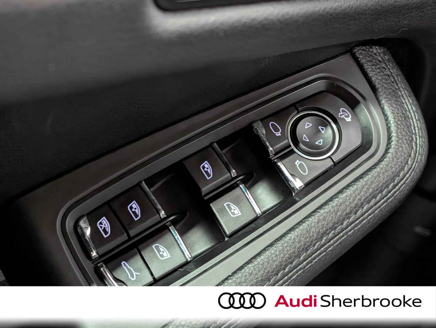 porsche Macan 2022 - 23