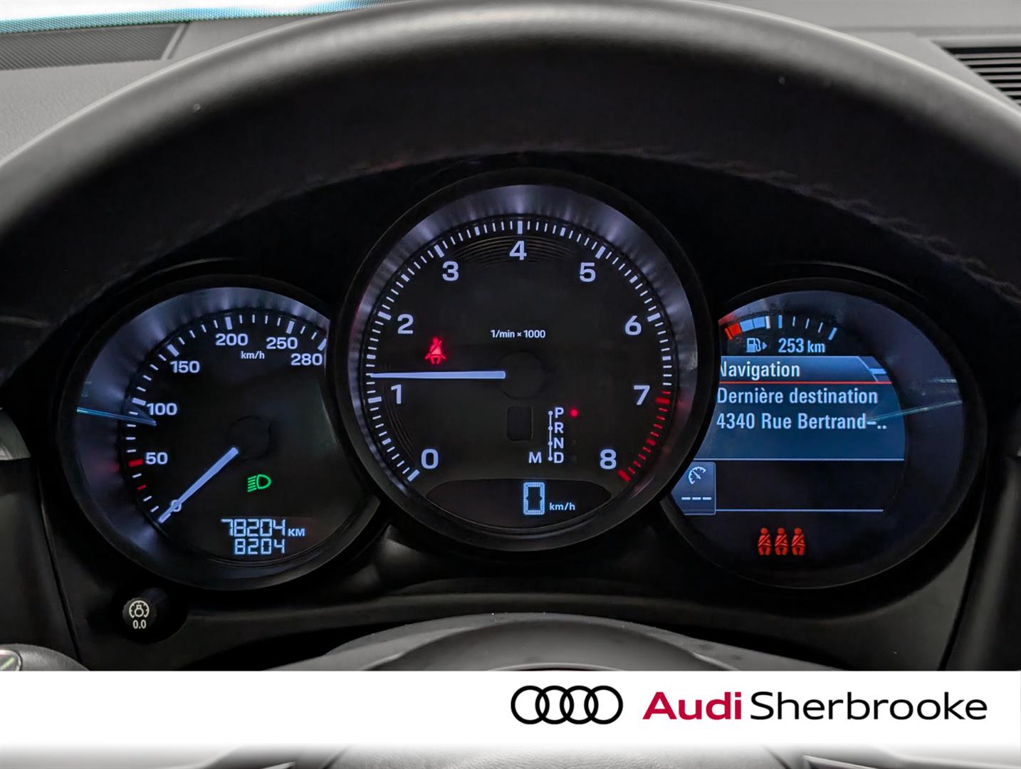 porsche Macan 2022 - 25