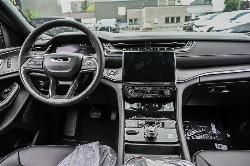 jeep Grand Cherokee 2025 - 18