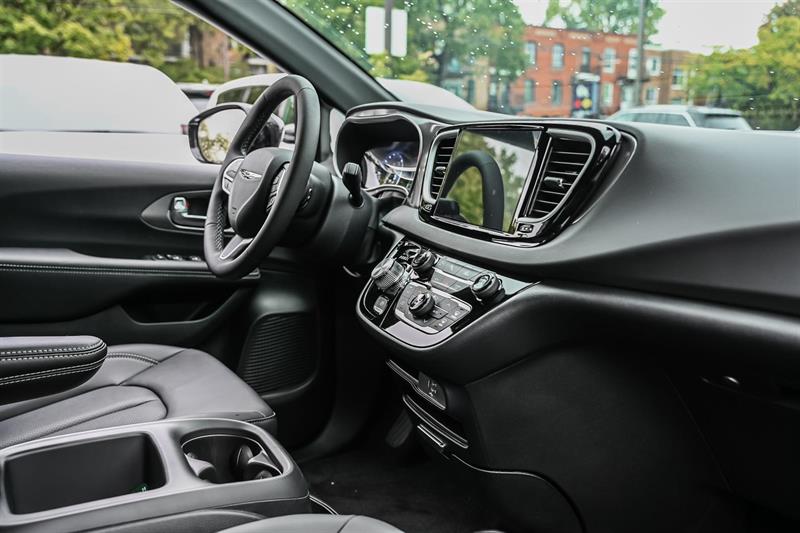chrysler Grand Caravan 2026 - 24