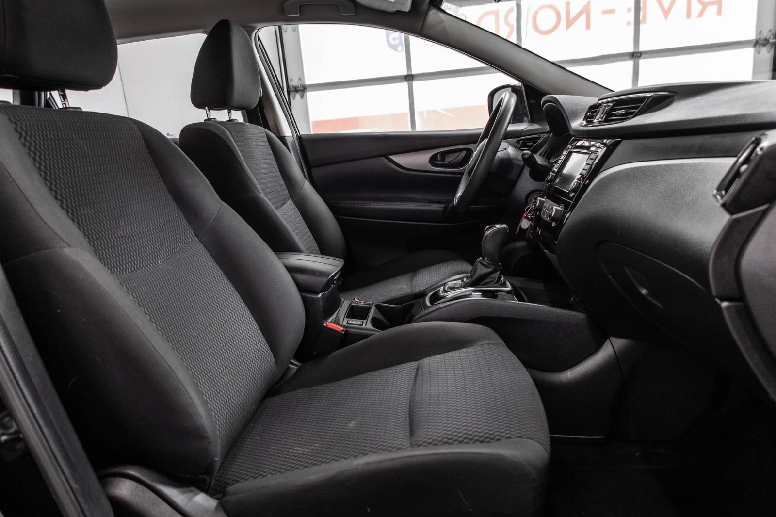 nissan Qashqai 2022 - 40