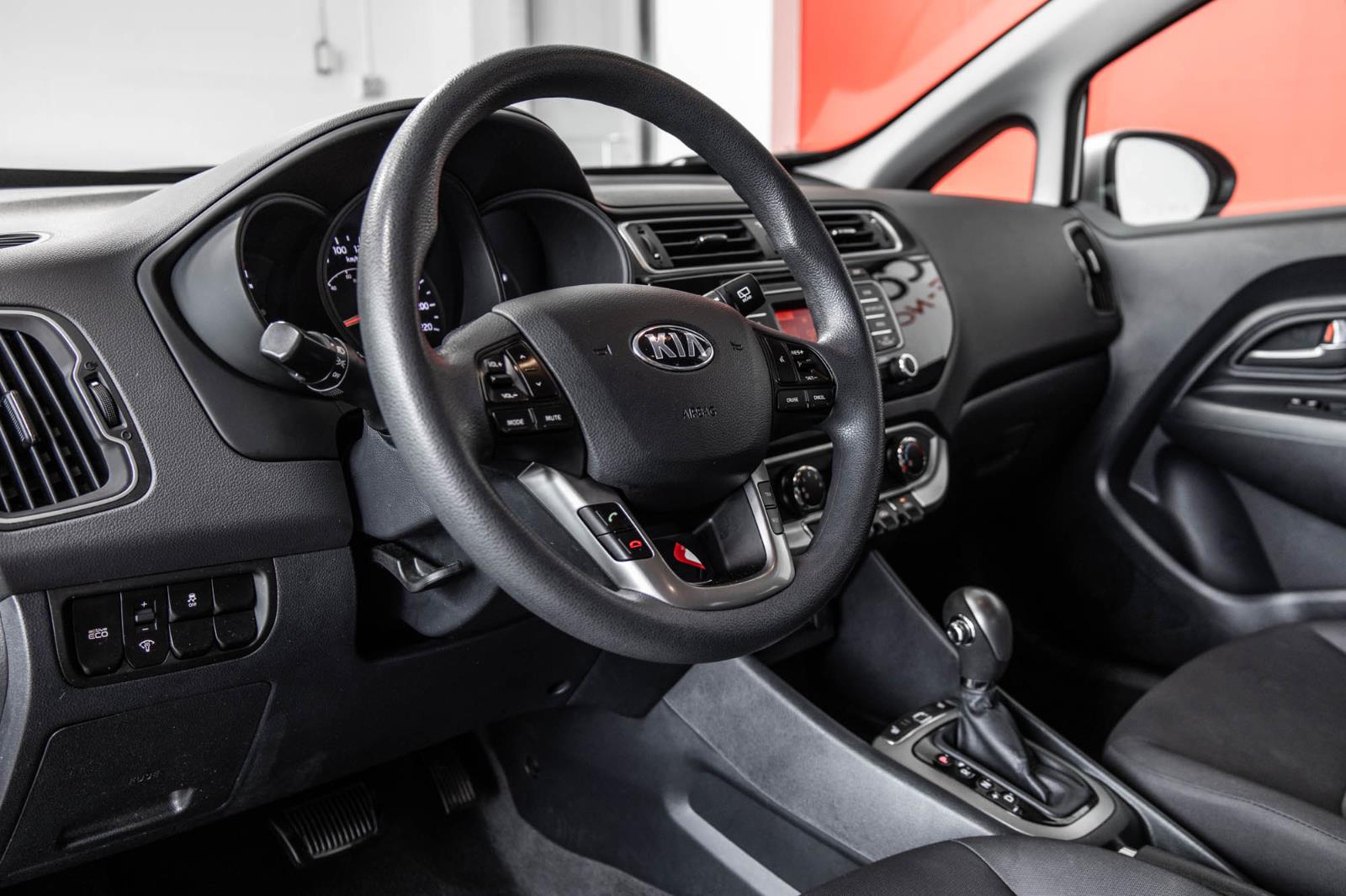 kia Rio 2017 - 23