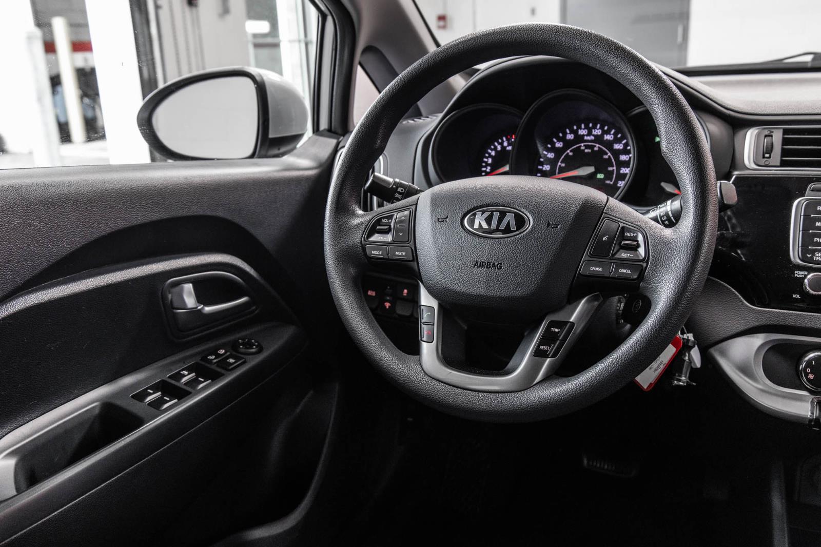kia Rio 2017 - 36