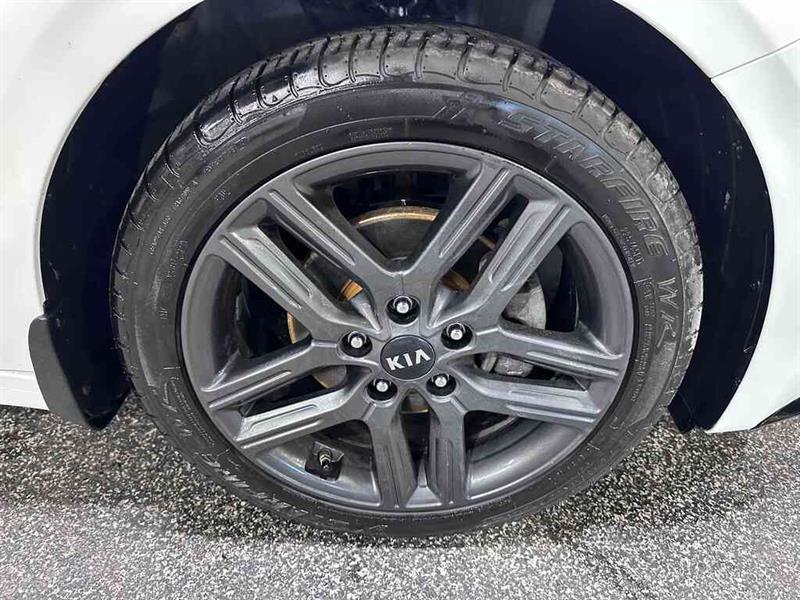 kia Forte 2021 - 20