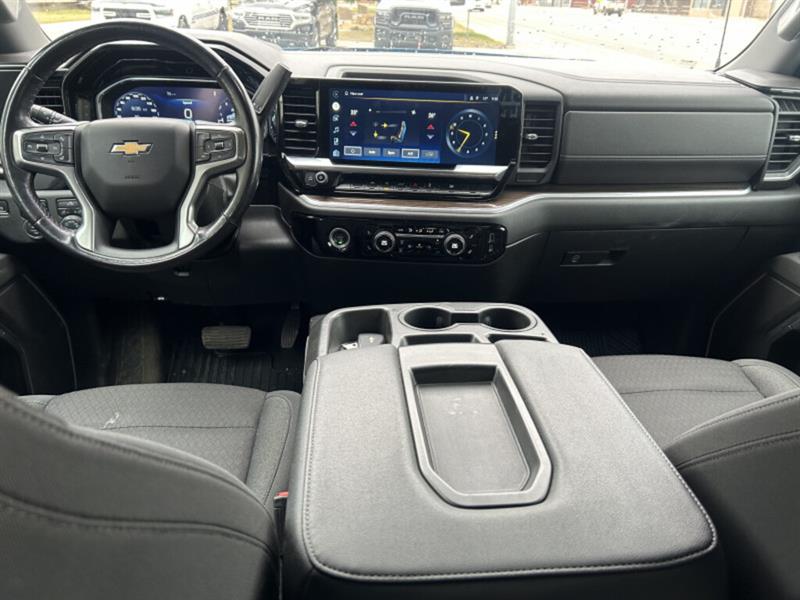 chevrolet Silverado 1500 2022 - 12