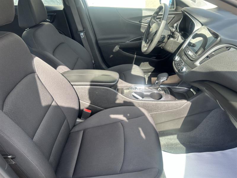 chevrolet Malibu 2023 - 12