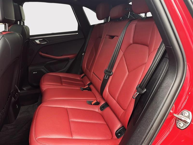 porsche Macan 2022 - 23