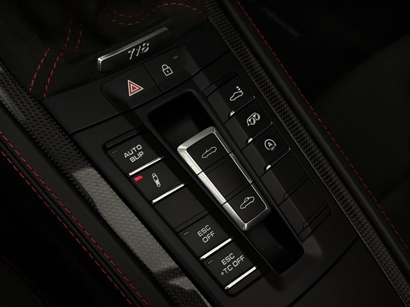 porsche 718 Spyder 2022 - 26