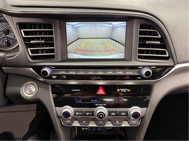 hyundai Elantra 2020 - 16