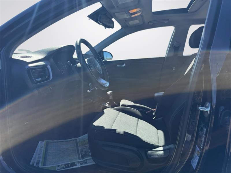 kia Rio 2022 - 9