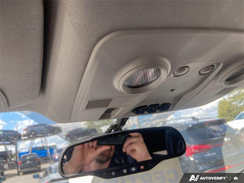 buick Enclave 2016 - 21