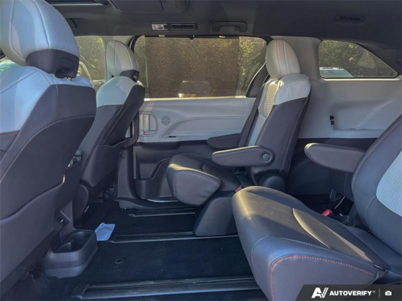 toyota Sienna 2024 - 19