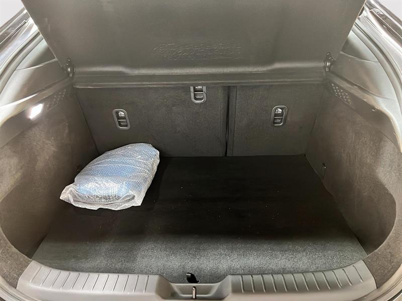 mazda MX-30 2022 - 12