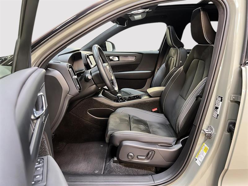 volvo XC40 2023 - 7