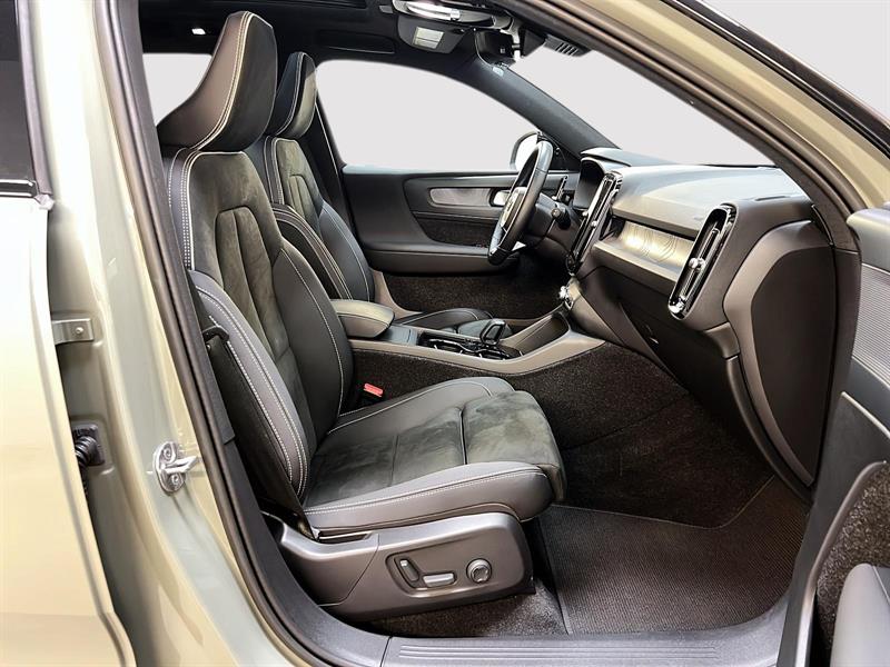 volvo XC40 2023 - 8