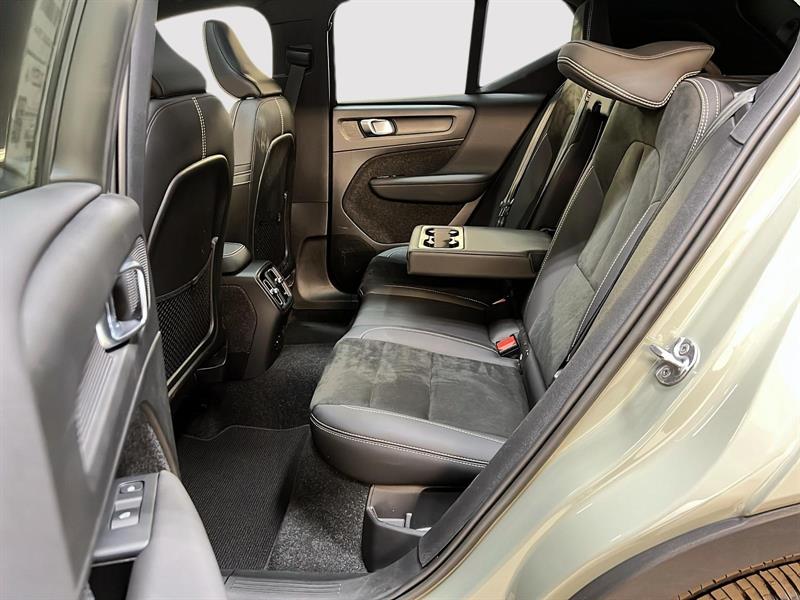 volvo XC40 2023 - 9