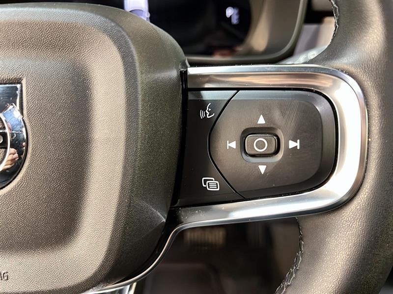 volvo XC40 2023 - 20