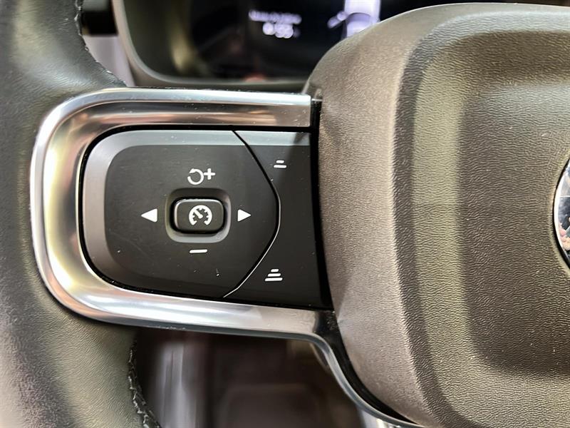 volvo XC40 2023 - 21