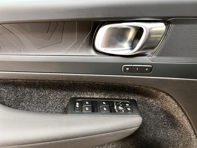 volvo XC40 2023 - 23
