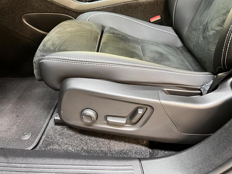 volvo XC40 2023 - 25