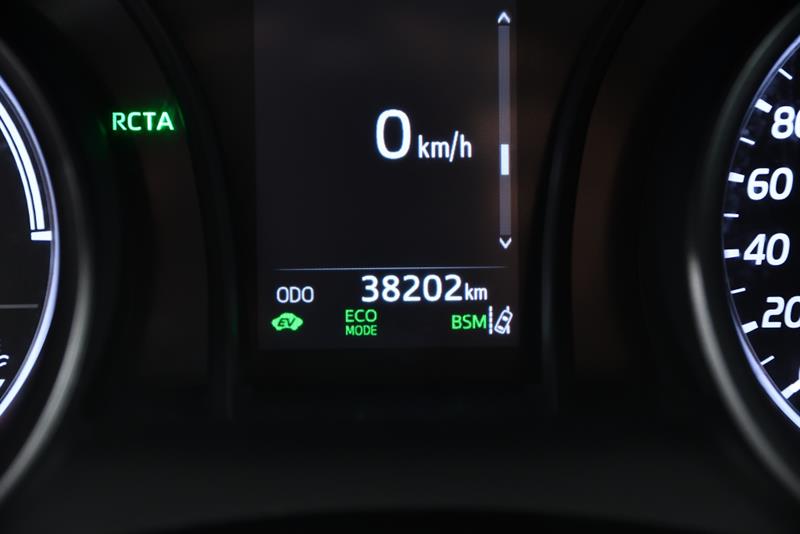 toyota Camry 2023 - 19