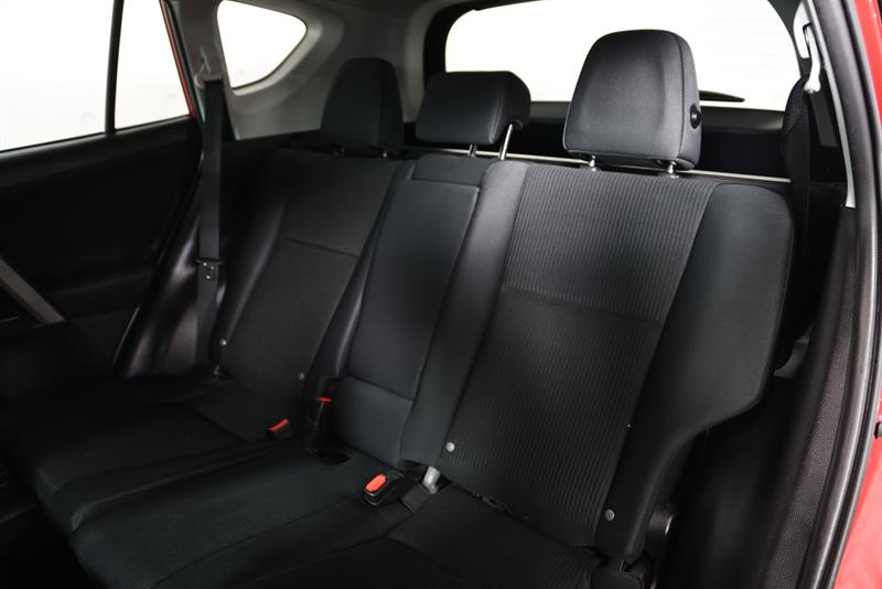 toyota RAV4 2017 - 16