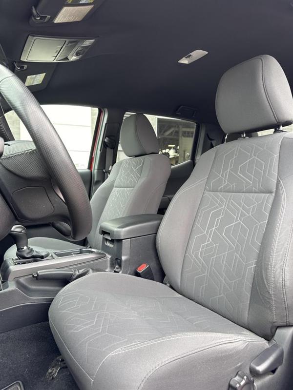 toyota Tacoma 2018 - 16