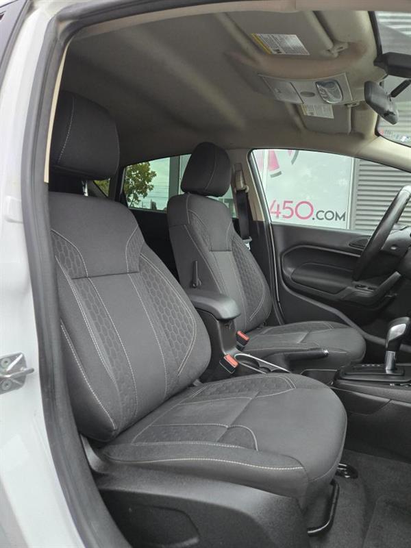 ford Fiesta 2015 - 11