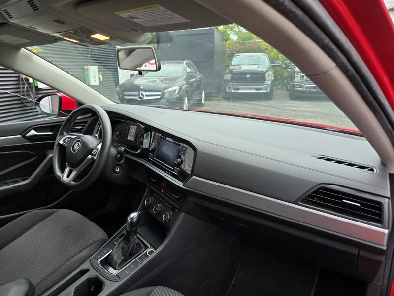 volkswagen Jetta 2019 - 10