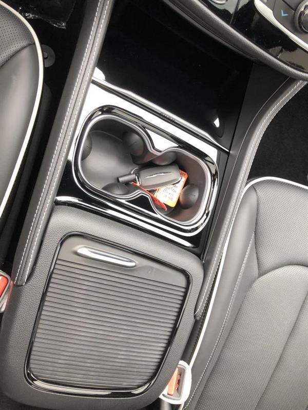 chrysler Pacifica Hybrid 2024 - 18