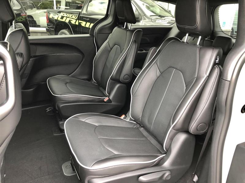 chrysler Pacifica Hybrid 2024 - 22