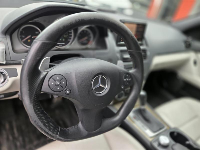 mercedes-benz C63 AMG 2010 - 19